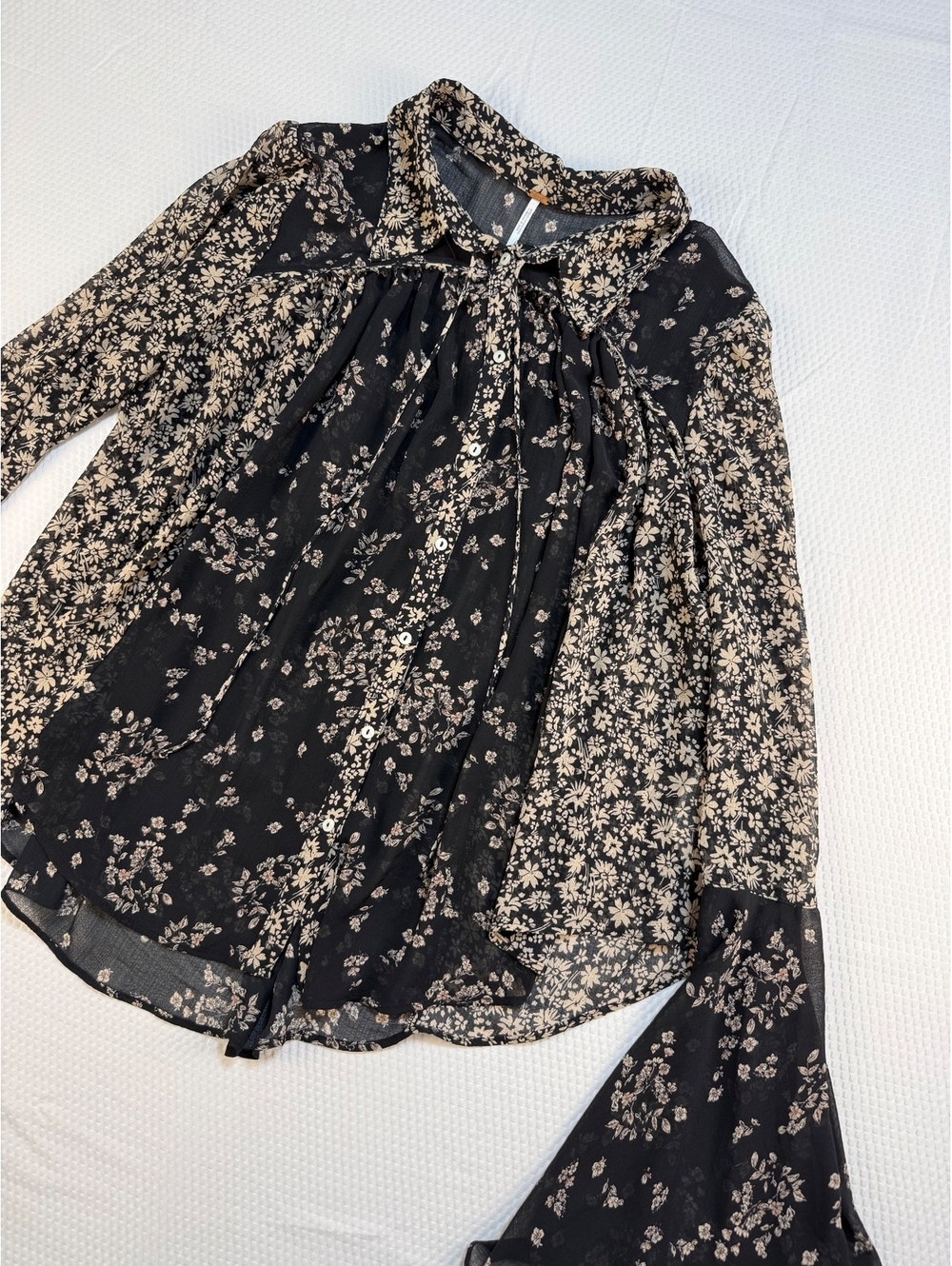 Free People Womens L Black Floral Blouse Bell Sleeve Sheer Boho Whimsigoth